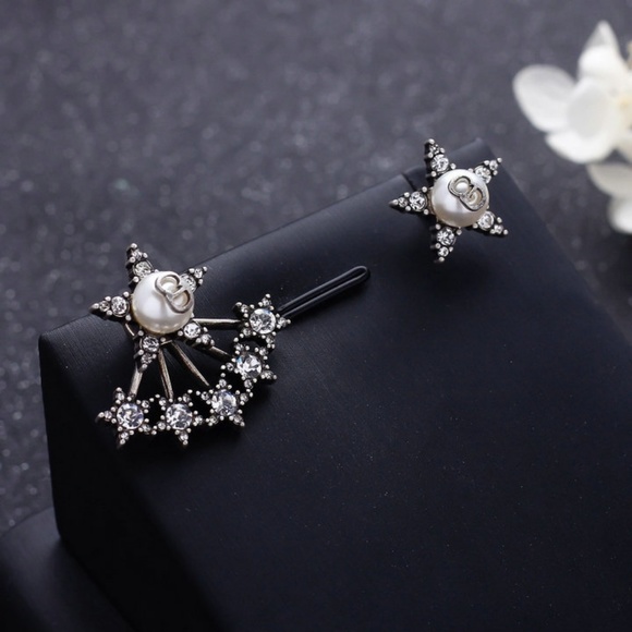 Earrings - Picture 1 of 5